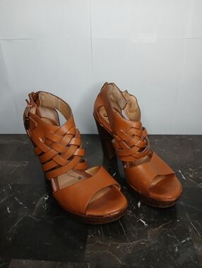 Sofft Woven Strap Tan Platform Heels